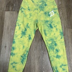 Peloton Women’s Medium Cropped Leggings Yellow/Green Bike Yoga Athleisure